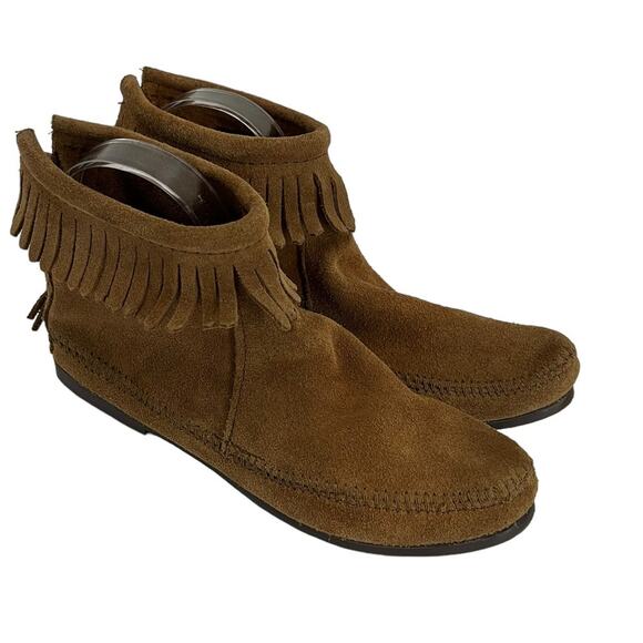 MINNETONKA Soft Suede Ankle Moccasins SZ 6.5 - Picture 1 of 8